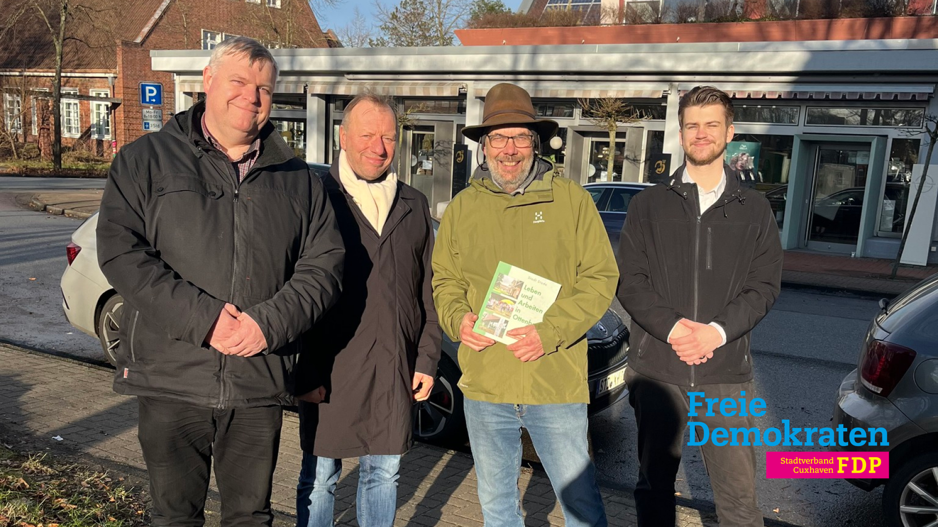 FDP Cuxhaven in Stade Stadtteil Ottenbeck: Von Links: Henning Peters (Beisitzer, FDP Stadtverband Cuxhaven), Günter Wichert (Fraktionsvorsitzender FDP, Stadtrat Cuxhaven), Nils Jacobs (Stabsstelle, Stadt Stade), Martin-Andree Herz (2. Vorsitzender, FDP Stadtverband Cuxhaven)